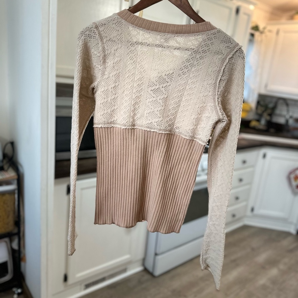 New POL Knit Crochet Raw Hem Overlay Sweater Women’s size Small - Picture 14 of 16